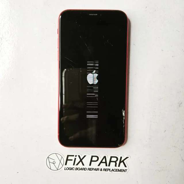 iPhoneの背面ガラス（バックガラス）修理が安い！！ | FiX PARK