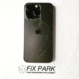 ぽ*長様 iPhone11 Pro 256G SIMフリー（画面背面割れ） iPhone 11 Pro Max 背面バックパネルガラス割れ分解修理 - YouTube