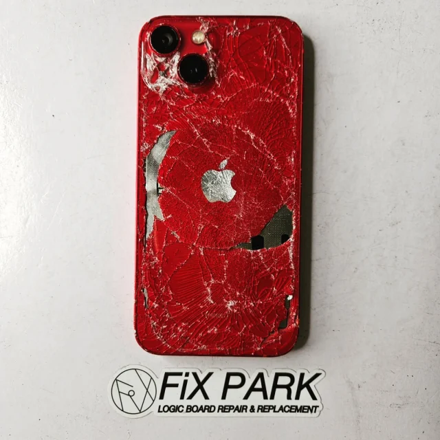 iPhoneの背面ガラス（バックガラス）修理が安い！！ | FiX PARK