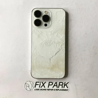 【背面ヒビ】iPhone15 Plus 128GB バッテリー94% 背面ヒビ】iPhone15 Plus 128GB バッテリー94% Apple iPhone 15 Plus