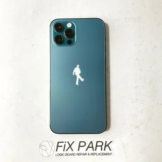 iPhoneのバッテリー交換は郵送で完結。最短即日修理・即日発送で新品の